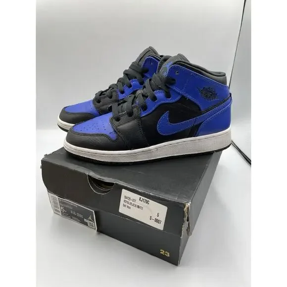 Hyper royals. worn once Air Jordan 1 Retro High OG  main image 4